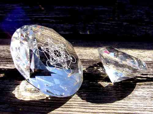 Glas-Diamant mit Motiv Metatron-Würfel